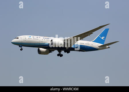 Xiamen Air Flugzeug Boeing 787-8 Dreamliner Beijing Airport Stockfoto