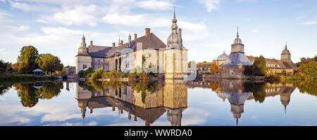 Schloss Lembeck, ein Wasserschloss, Dorsten, Nordrhein-Westfalen, Deutschland, Europa Stockfoto