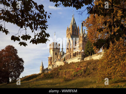 Schloss Drachenburg am Drachenfels, Königswinter, Nordrhein-Westfalen, Deutschland, Europa Stockfoto