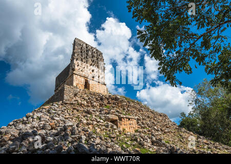 El Mirador Maya-Pyramide, Labná Ruinen, Yucatan, Mexiko Stockfoto