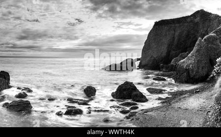 Die cushendun Höhlen in Nordirland Stockfoto