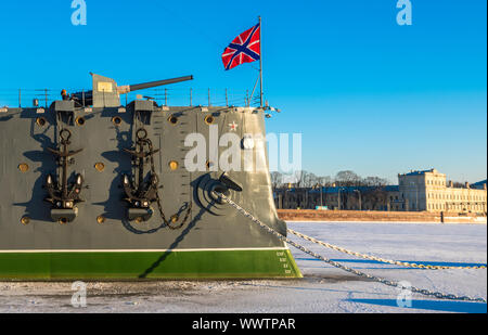 Lineare Kreuzer Aurora, das Symbol der Oktoberrevolution, Sankt Petersburg, Russland Stockfoto