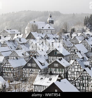 Alter Flecken, die historische Altstadt im Winter, Freudenberg, Siegerland, Deutschland Stockfoto