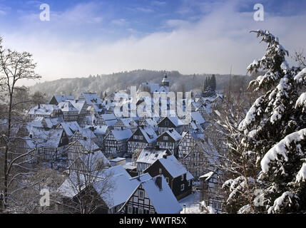 Alter Flecken, die historische Altstadt im Winter, Freudenberg, Siegerland, Deutschland Stockfoto