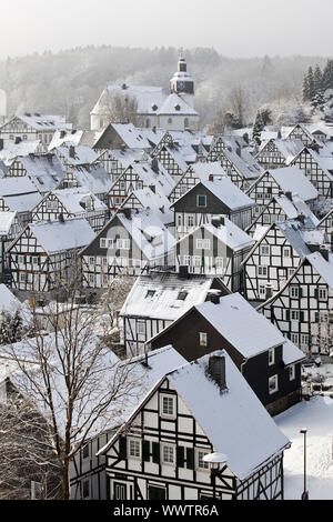 Alter Flecken, die historische Altstadt im Winter, Freudenberg, Siegerland, Deutschland Stockfoto