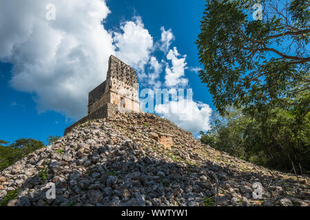 El Mirador Maya-Pyramide, Labná Ruinen, Yucatan, Mexiko Stockfoto