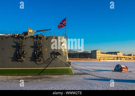 Lineare Kreuzer Aurora, das Symbol der Oktoberrevolution, Sankt Petersburg, Russland Stockfoto