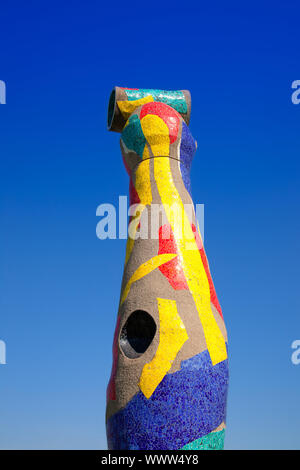 Dona I Ocell Skulptur von Joan Miró in Barcelona Frau und Vogel Stockfoto