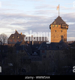 Schloss Schloss Burg in der Morgensonne, Solingen, Bergisches Land, Nordrhein-Westfalen, Deutschland Stockfoto