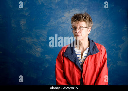 Portrait einer älteren Frau in ihrer Segel-Kleidung Stockfoto