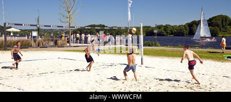 Beachvolleyball Seaside Beach Baldeney Essen Ruhrgebiet Nordrhein Westfalen Deutschland Europa Stockfotografie Alamy