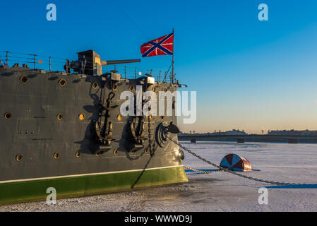 Lineare Kreuzer Aurora, das Symbol der Oktoberrevolution, Sankt Petersburg, Russland Stockfoto