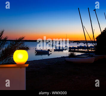 Formentera Sonnenuntergang in Se Estany des Peix See Lagune Stockfoto