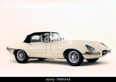 1964 Jaguar E-Type Serie 1 Drophead Coupé. Stockfoto