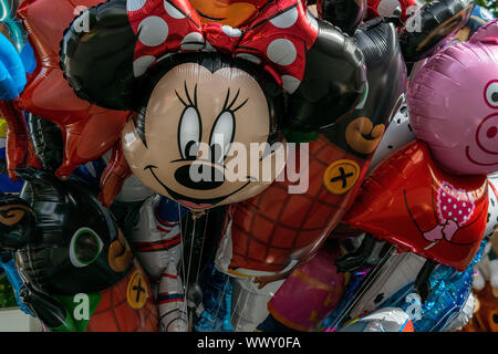 Der traditionelle jährliche Kirmes in St Giles, Oxford, Oxfordshire, UK Stockfoto