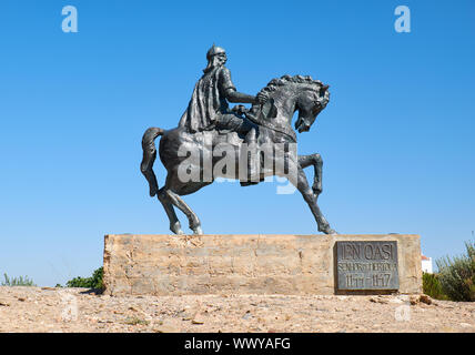 Reiterstandbild von Ibn Qasi, Gouverneur der taifa Königreich Mertola. Portugal Stockfoto