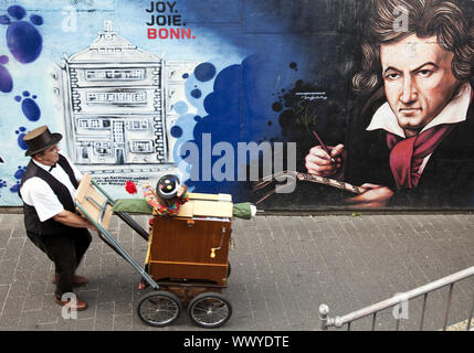 Ludwig van Beethoven Wandmalerei in der alten Stadt, Bonn, Nordrhein-Westfalen, Deutschland, Europa Stockfoto