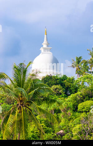 Die japanische Frieden Pagode auf dem Rumassala Hill in Unawatuna Sri Lanka Stockfoto