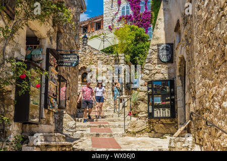 Das mittelalterliche Dorf Eze, Alpes Maritimes, Provence Alpes Cote D'Azur, Côte d'Azur, Frankreich, Mittelmeer, Europa Stockfoto