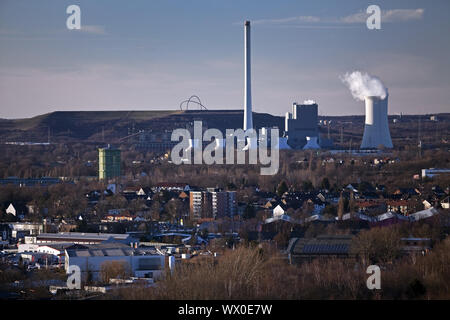 Blick auf das Kohlekraftwerk Herne-Baukau vom Tippelsberg in Bochum, Deutschland, Europa Stockfoto