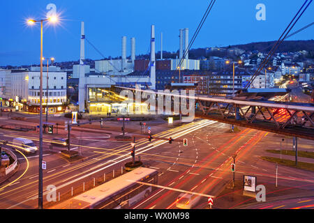 Verkehr am Alter Markt, Barmen, Wuppertal, Nordrhein-Westfalen, Deutschland, Europa Stockfoto