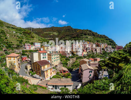 Manarola Dorf, Erhöhte Ansicht, Cinque Terre, UNESCO-Weltkulturerbe, Ligurien, Italien, Europa Stockfoto