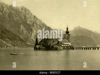 Schloss Ort, Traunsee, Oberösterreich, c 1935. Blick auf das Schloss auf dem Traunsee in Gmunden Bezirk. Schloss Ort stammt aus dem 11. Jahrhundert. Von "&#xd6; Österreich - Land und Volk", (Österreich, Land und Leute). [R. Lechner (Wilhelm M&#xfc;ller), Wien, c 1935] Stockfoto