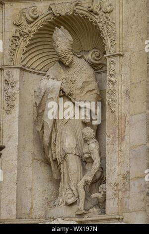 Ornamente und Skulpturen der Gotik, spanischen alte Kunst Stockfoto