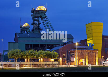 Beleuchtete Westfalen geschlossen Coal Mine mit Event Location, Ahlen, Nordrhein-Westfalen, Deutschland Stockfoto