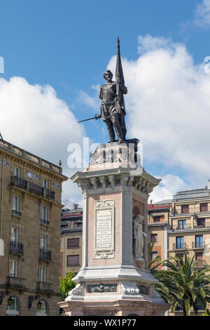 Denkmal für spanischen Admiral Antonio de Oquendo, 1577 - 1640, an der Plaza Okendo, San Sebastian, Provinz Gipuzkoa, Baskenland, Spanien. Die Statue wurde Stockfoto