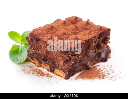 Schokolade Kuchen Trüffel über weiß Stockfoto