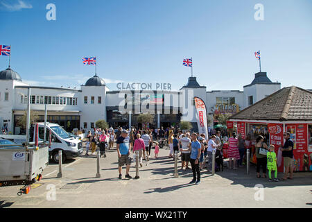 Clacton On Sea, Essex, England, 15. September 2019, ein Blick auf den Pier Stockfoto