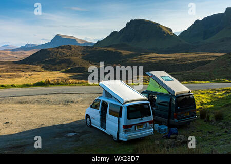 Beinn Edra und Keil auf der Trotternish ridge, von der Quiraing Pass Road, Isle of Skye, Schottland, Großbritannien Stockfoto