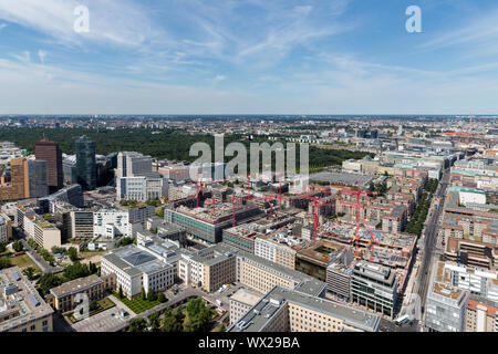 Luftaufnahme von Berlin mit Potsdamer Platz und Stadtpark Tiergarten Stockfoto