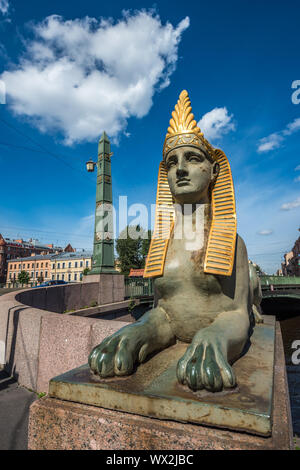 Sphinx der ägyptische Brücke über den Fluss Fontanka, Sankt Petersburg, Russland Stockfoto