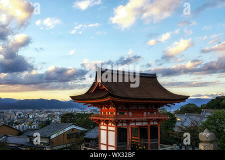 Kiyomizudera West Gate Stockfoto