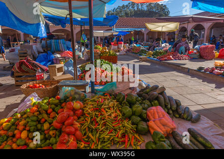 Sonntag Markt in Tarabuco, Abteilung Sucre, Bolivien, Lateinamerika Stockfoto