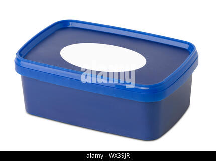 Kunststoff blau rechteckigen Behälter für Milchprodukte. Auf einem weißen isoliert. Stockfoto