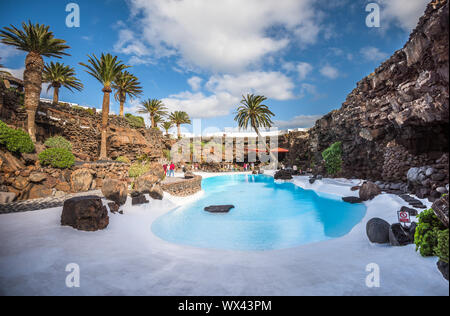Jameos del Agua, Kultur und Tourismus Zentrum in Lavahöhlen, Lanzarote, Kanarische Inseln Stockfoto