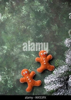 Weihnachten Lebkuchen Männer aus Filz Stockfoto