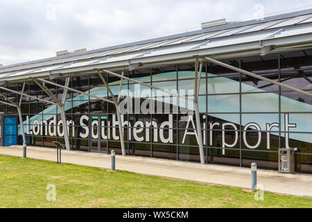 Southend, Großbritannien - 7. Juli 2019: Terminal des Flughafen Southend (SEN) im Vereinigten Königreich. Stockfoto