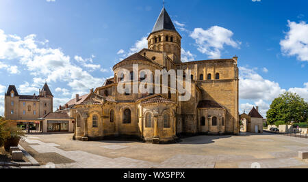 Iconic Kirche vom Heiligen Herzen in Paray-le-Monial, Burgund, Frankreich am 7. September 2019 Stockfoto