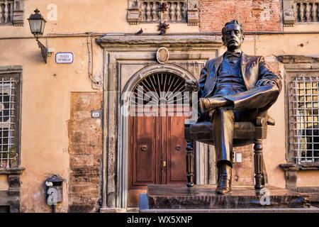 Florenz, Zitadelle Platz mit Puccini-Denkmal Stockfoto