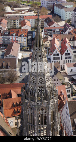 Ulmer Münster Form über dem berühmten Kirche Stockfoto