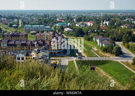 Die modernen Wohnviertel im Piemont in der Nähe von Tobolsker Kreml. Tobolsk. Russland Stockfoto