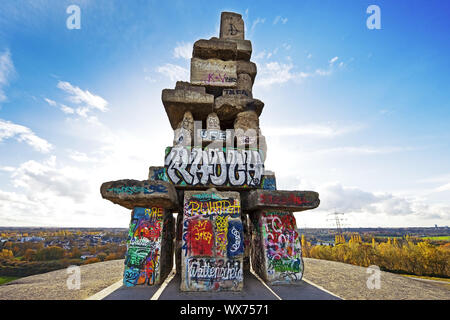 Graffiti auf der Treppe des Himmels, verderben Tipp Rhein Elbe, Gelsenkirchen, Ruhrgebiet, Deutschland, Europa Stockfoto