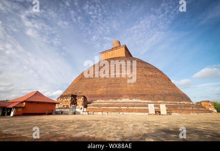 Polonnaruwa/Sri Lanka - 07 AUGUST 2019: Jetavana Dagoba ist einer der zentralen Orte im heiligen Welt Erbe der Stadt Anuradhapura, Sri Lanka, Stockfoto