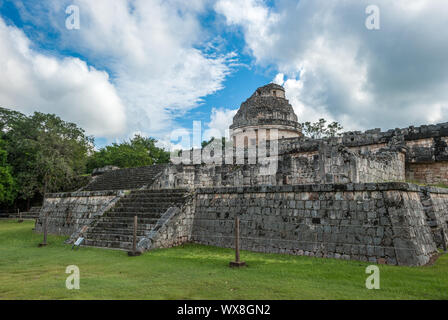 Maya Informationsstelle El Caracol in Chichen Itza, Yucatan, Mexiko Ruine Stockfoto