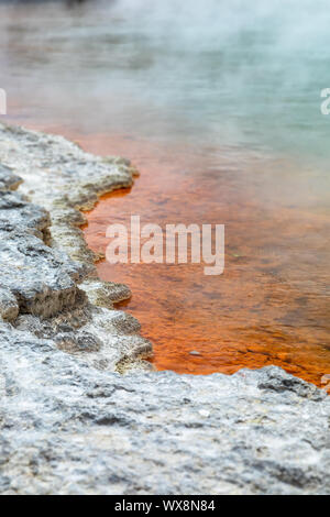 Hot glitzernden See in Neuseeland Stockfoto