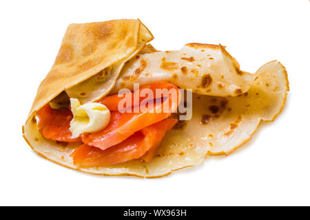 Pfannkuchen mit geräuchertem Lachs und Butter auf der Fastnacht Stockfoto